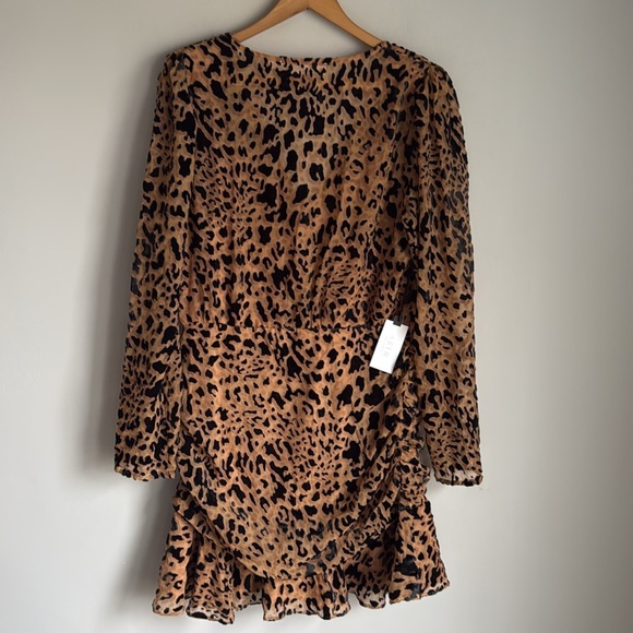 NEW ASTR The Label Nikita Burnout Leopard Print Ruched Mini Dress Large - Picture 3 of 11